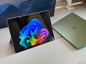 El convertible insignia con Snapdragon X2 Elite: análisis del Microsoft Surface Pro OLED 2026