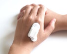 Sibel se asocia con Maruho para comercializar el wearable con IA anti-rascado ADAM para enfermos de dermatitis. (Fuente de la imagen: Sibel Health)