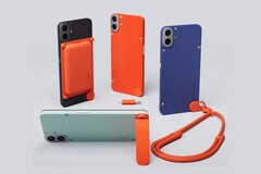 El CMF Phone 1 tiene un panel trasero extraíble sujeto por tornillos. (Fuente de la imagen: CMF by Nothing)