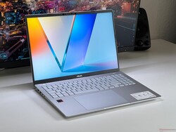 El Vivobook S16 es un buen portátil de oficina asequible
