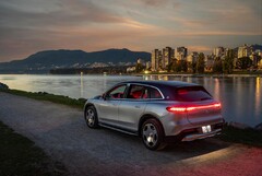 El SUV Mercedes-Maybach EQS de 2024-2025 se encuentra entre los vehículos eléctricos retirados. (Fuente: Mercedes-Benz)