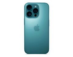 Se espera que un tono verde sea una de las opciones de color para el iPhone 17 de Apple. (Fuente de la imagen: Majin Bu)