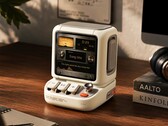 Divoom combina un altavoz de escritorio con una pantalla de 3,95 pulgadas.