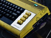 El Commodore 77, fruto de una colaboración con Cyberpunk 2077, ya está disponible para su reserva