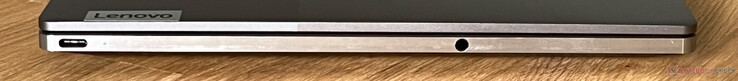 Izquierda: USB-C 4.0 con Thunderbolt 4 (40 Gbit/s, DisplayPort modo ALT 1.4, Power Delivery 3.0), audio de 3,5 mm