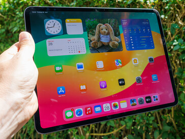 Uso del Apple iPad Pro 13 en exteriores