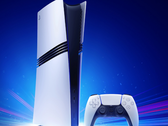 La Sony PlayStation 5 Pro con un mando DualSense