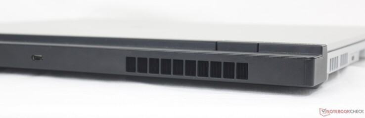 Trasera: 1x USB-C 3.2