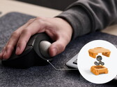 El ratón trackball Elecom Ist Plus (IT10MRS) utiliza rodillos de 5 bolas con fricción reducida.