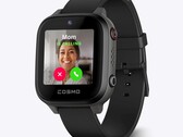 Cosmo Technologies presenta el smartwatch JrTrack 4 para niños con funciones seguras para ellos y sin aplicaciones de redes sociales. (Fuente de la imagen: Cosmo Technologies)