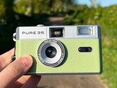 La Pure35 está disponible en verde, morado y negro.
