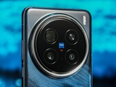 La nueva cámara Zeiss ha impresionado a los primeros críticos internacionales de smartphones, algunos de los cuales viajaron a China con un Galaxy S24 Ultra o un iPhone 16 Pro. (Fuente: Vivo)