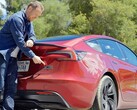 El Model 3 Performance supera sus propias estimaciones de autonomía (imagen: Top Gear/YT)
