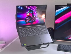 El Yoga Pro 9i 16 de 16 pulgadas es un portátil todoterreno muy bueno