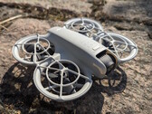 El nuevo DJI Neo en sus manos: El dron de vídeo más ligero y asequible de DJI hasta la fecha