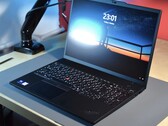 Análisis del portátil Lenovo ThinkPad T16 Gen 3: Gran pantalla, gran batería, pero no gran rendimiento