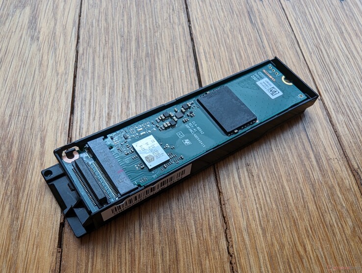 La SSD M.2 2280 se puede cambiar fácilmente con sólo un destornillador