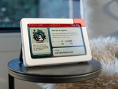 El Calendario Inku tiene una interfaz que recuerda a una Pokédex. (Fuente de la imagen: Inkboard Inc vía Kickstarter)