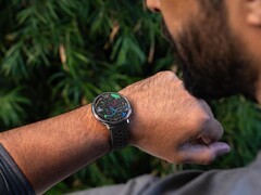 El smartwatch Amazfit Active 2 aparece como agotado en algunos países europeos. (Fuente de la imagen: Amazfit)