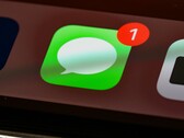 La aplicación Mensajes de Apple, cuyo icono se muestra en la imagen, incorpora un nuevo interruptor para ocultar el botón de dictado en el campo de texto.
