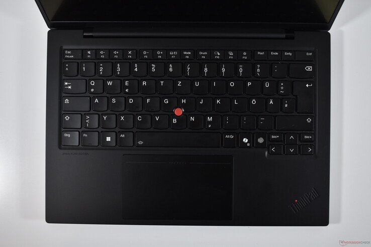 Lenovo ThinkPad X1 Carbon Gen 13 Edición Aura: Teclado