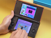 La RG DS de Anbernic ejecutando Kirby: Canvas Curse. (Fuente de la imagen: Anbernic - editado)