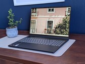 Análisis de la Lenovo IdeaPad 5 2 en 1 15: Debut del rendimiento de Ryzen AI 5 430