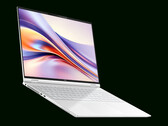 Honor vende el MagicBook Pro 16 a nivel mundial en las opciones de color púrpura y blanco. (Fuente de la imagen: Honor)