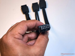 cable adaptador de 12V-2x6 a 3x 8 polos