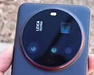 Durante el fin de semana apareció un breve vídeo práctico del Xiaomi 15 Ultra, al menos en forma de maniquí. También se conocen los colores y las configuraciones. (Fuente de la imagen: X)