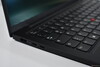 Lenovo ThinkPad X1 Carbon Gen 13 Aura Edition: lado izquierdo