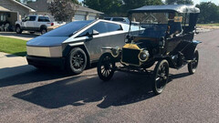 El cibercamión junto a un Ford Modelo T (Fuente de la imagen: COO/FB)