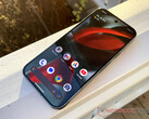 El Pixel 9 Pro es uno de la docena de dispositivos Pixel elegibles para la actualización AP4A.250205.002 de Google. (Fuente de la imagen: Notebookcheck)