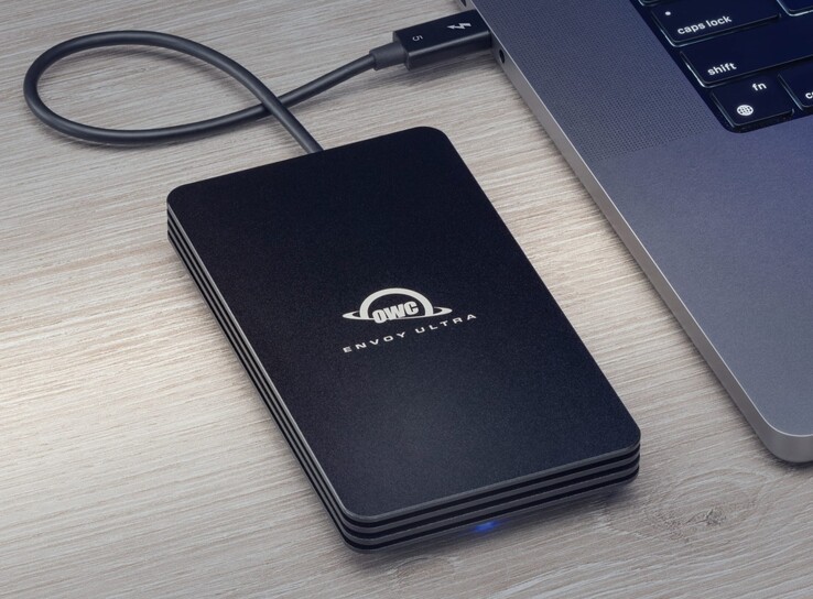 El Envoy Ultra es compatible con los puertos Thunderbolt 3 a 5 y USB-C, pero requiere un puerto Thunderbolt 5 para alcanzar las máximas velocidades de transferencia. (Fuente de la imagen: OWC)