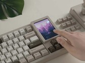 La pantalla táctil puede utilizarse independientemente del teclado.