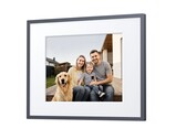 El marco de fotos Ugreen Gallery muestra las fotografías en una pantalla E Ink Spectra 6 de 13,3".