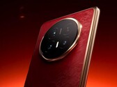 Las primeras imágenes del Honor Magic V6 muestran la elegante opción de color Red Rabbit, mientras que Oppo se ha burlado del Find N6.