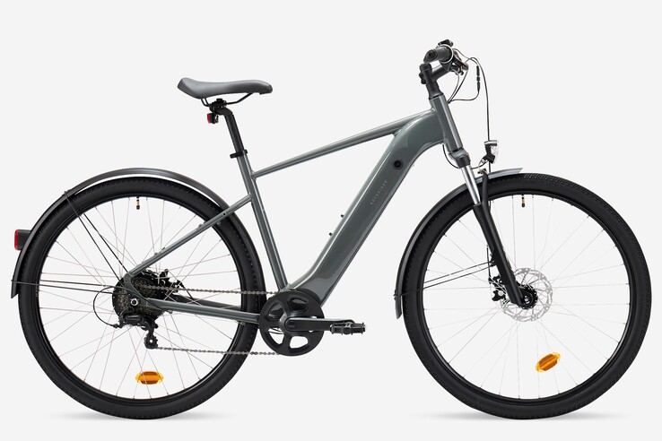 La bicicleta eléctrica Rockrider E-ACTV 100 de Decathlon con cuadro de alta resistencia. (Fuente de la imagen: Decathlon)