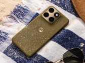 La Motorola Edge 2026 tiene una llamativa parte trasera con una superficie de tela.