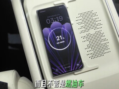 El Oppo Find N5 debería cargarse de forma inalámbrica más rápidamente que muchos de sus compañeros a través de una conexión por cable. (Fuente de la imagen: Oppo)