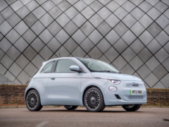 El Fiat 500e registró el mayor volumen de matriculaciones en Europa Occidental en el segundo trimestre. (Fuente de la imagen: Fiat)