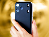 La trasera Mynus para iPhone 17 Pro hace plano el buque insignia de Apple.