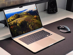 Un MacBook Air OLED puede ser demasiado costoso para Apple (Fuente de la imagen: Notebookcheck)