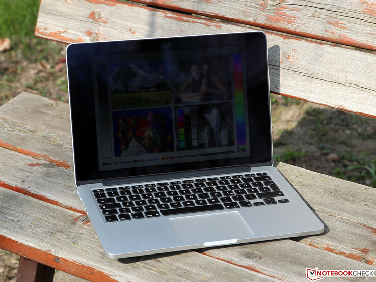 Apple MacBook Pro 13 2015 (fuente de la imagen: Notebookcheck.com)