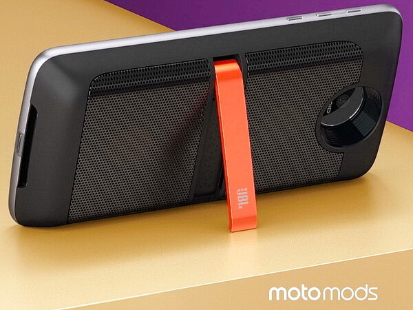 El Moto Z Speaker Mod para la serie Moto Z tenía una batería integrada y un pie de apoyo. (Fuente de la imagen: Motorola)