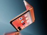 Motorola está desarrollando un smartphone plegable con una bisagra motorizada. (Fuente de la imagen: Motorola)